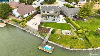 Building Photo - 558 Marlin Ct