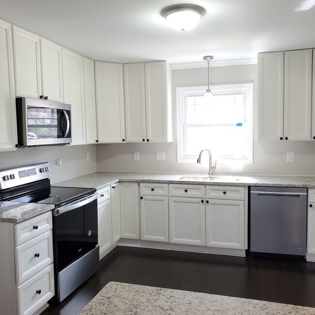 Building Photo - 630 Rama Rd, Charlotte, NC, 28211