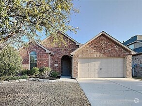 Building Photo - 661 Cattlemans Way