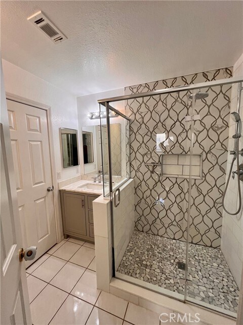 Building Photo - 12587 Hudson River Dr