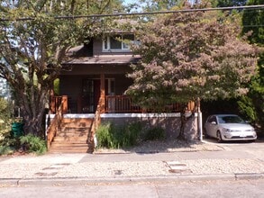 Building Photo - 3711 SE Franklin St