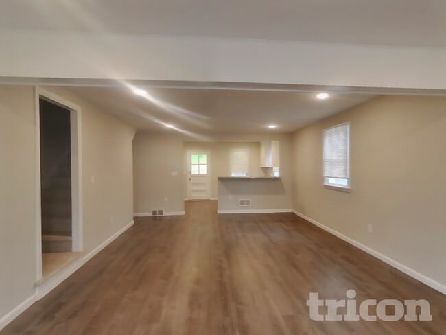 Building Photo - 34 Fahnestock Rd