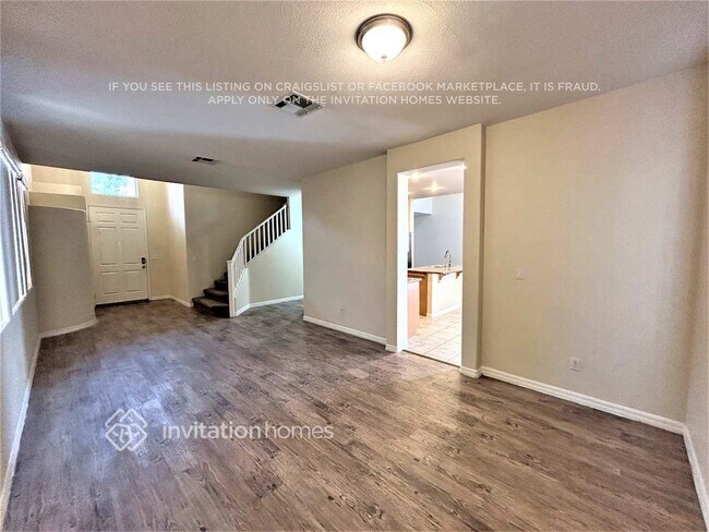 Foto del edificio - 7220 Golden Falcon St