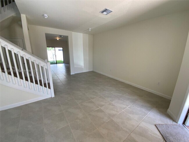 Foto del edificio - 11455 W 33rd Ln