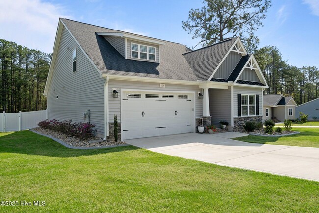 Building Photo - 109 Country Ridge Ln