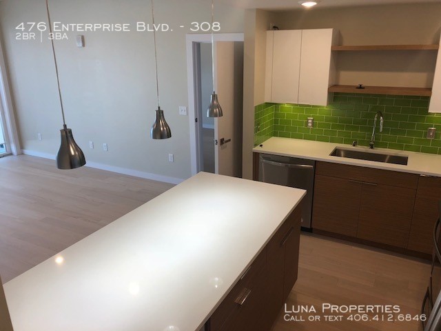 Foto del edificio - 476 Enterprise Blvd