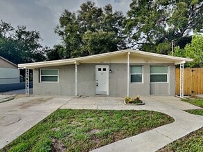 Building Photo - 5701 E 30th Ave