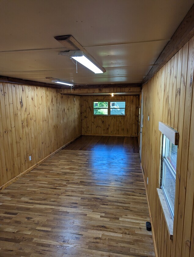 2215 2nd St NE, Hickory, NC 28601 House Rental in Hickory, NC