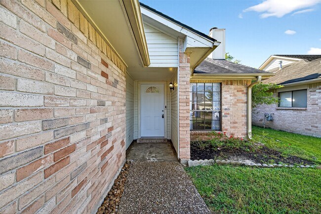 Foto del edificio - 20115 Beechview Ln