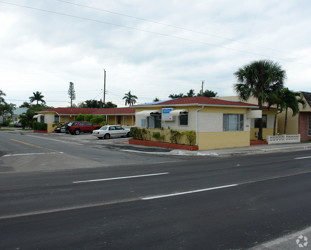 Primary Photo - 254 E Dania Beach Blvd