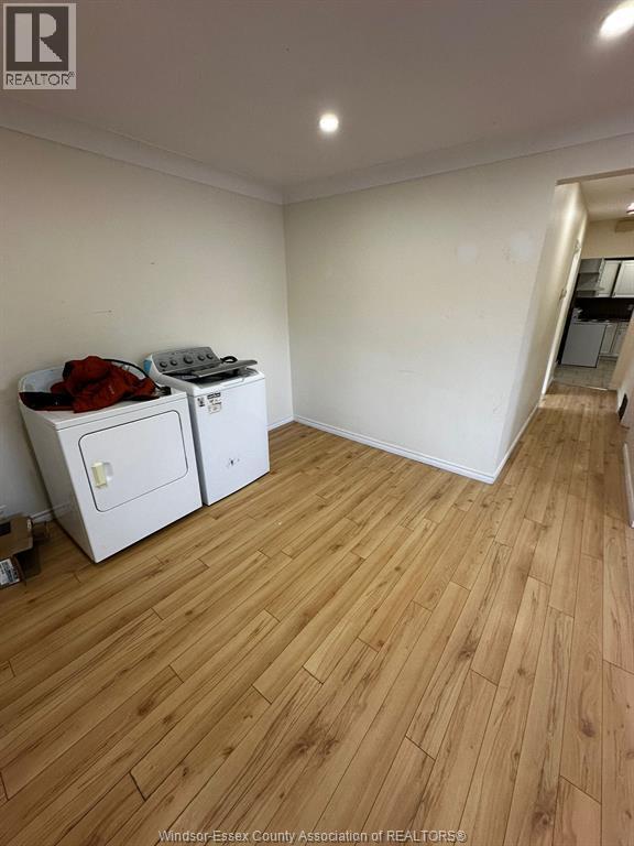 Photo du bâtiment - 819 Frank Ave