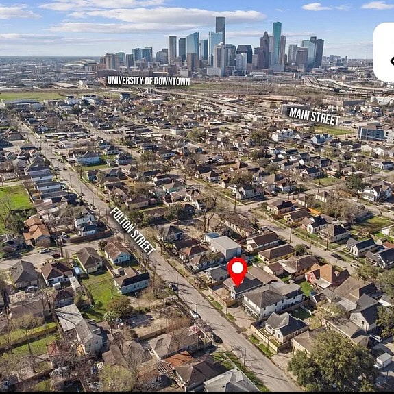 Photo - 2115 Fulton St Apartment