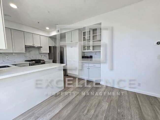 Foto del edificio - Beautifully Updated 3/2.5 House with Open ...