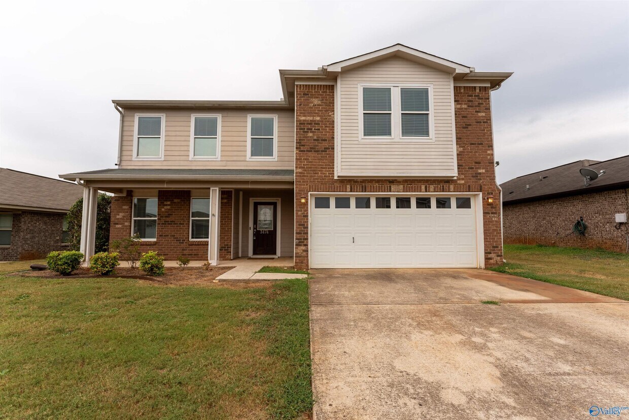 Foto principal - 3474 Avalon Lake Dr SW