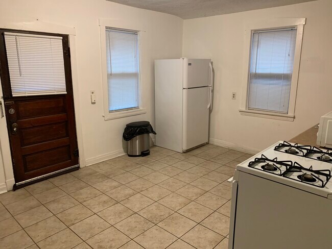 Foto del edificio - 4916 W Montana St