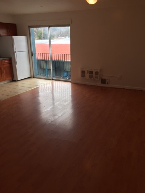 Foto del edificio - 4660 Westside Rd