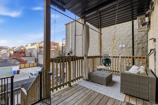 Foto del edificio - 1236 N Cleaver St