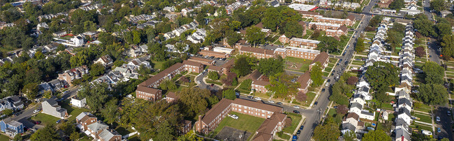 Building Photo - Greenwood Village