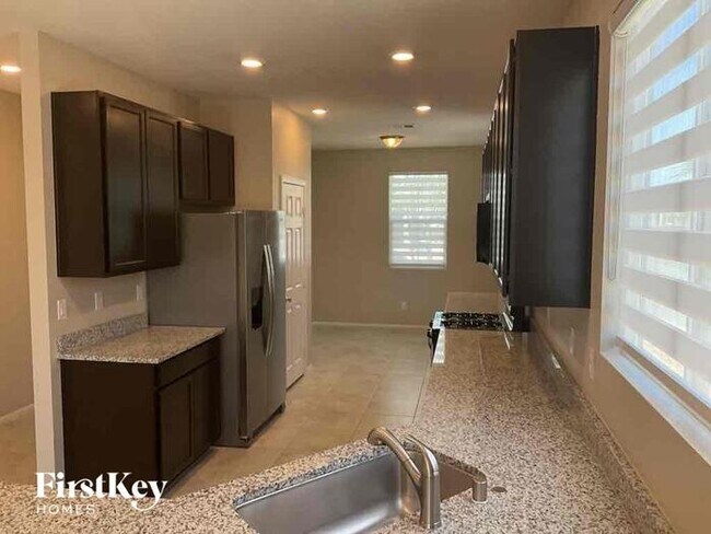 Foto del edificio - 1509 Deep Valley Ave
