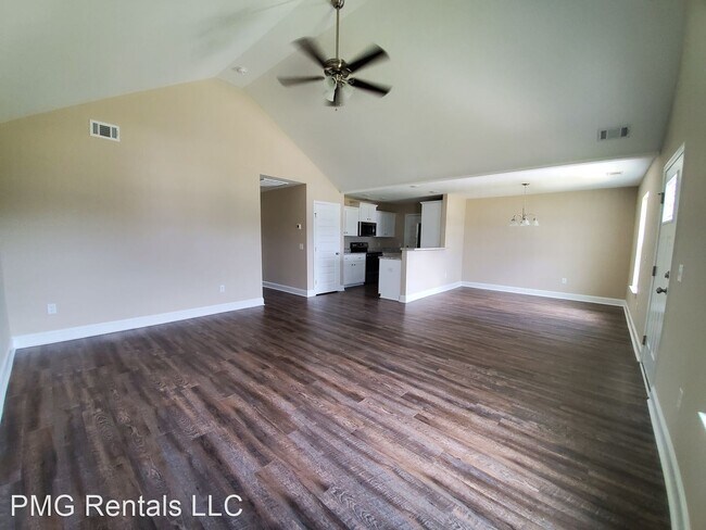 Building Photo - 3 br, 2 bath House - 6019 Virginia Pine Av...