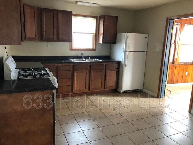 Building Photo - 3728 Chalmers Ave