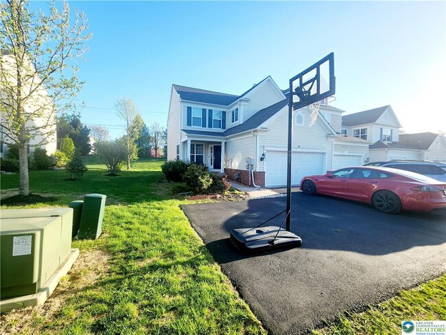 Building Photo - 8668 Mayfair Ct