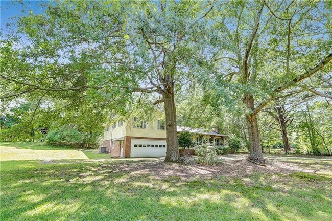 Foto del edificio - 3419 Clay Rd SW