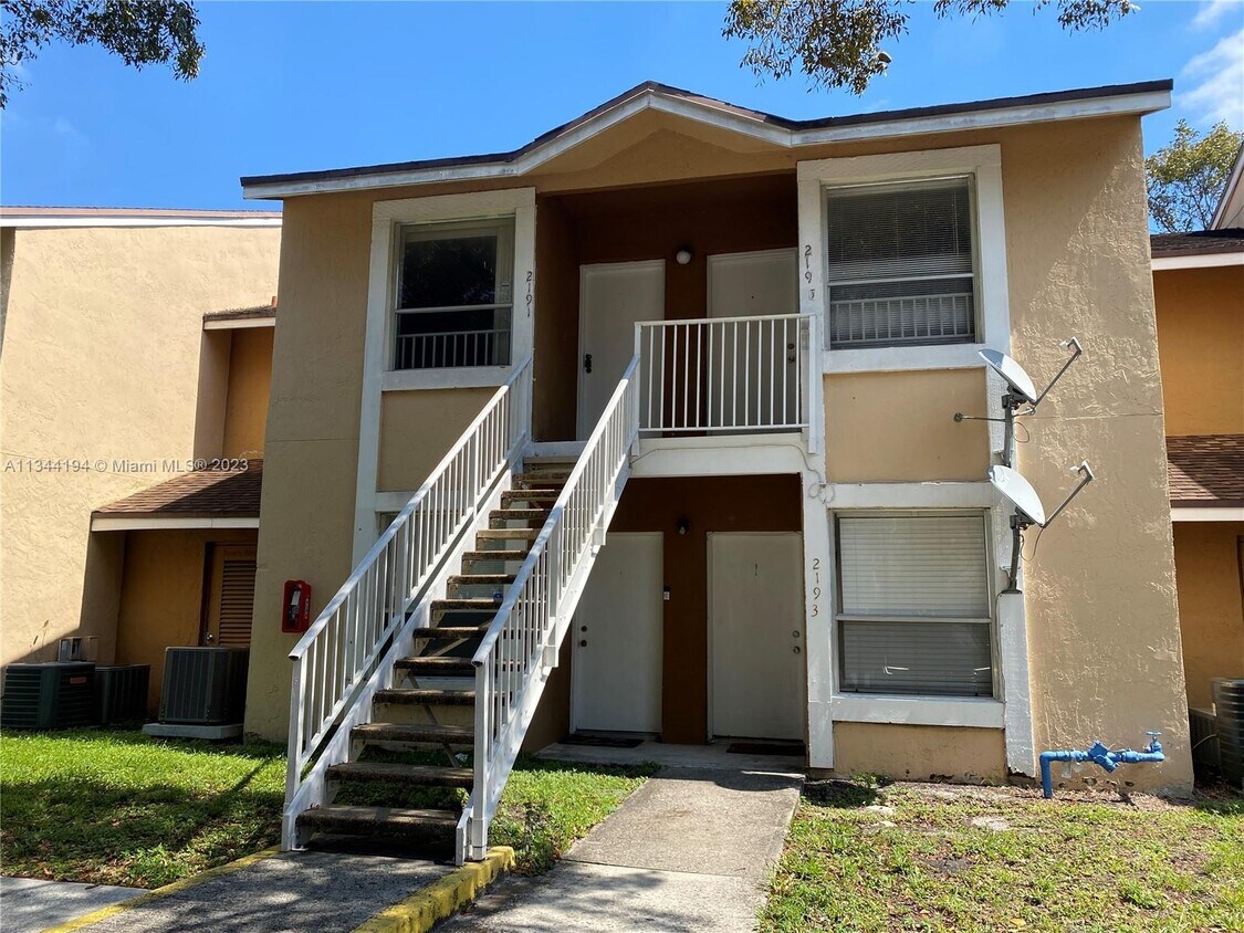 2191 SW 80th Terrace Unit 2191, Miramar, FL 33025 Condo for Rent in