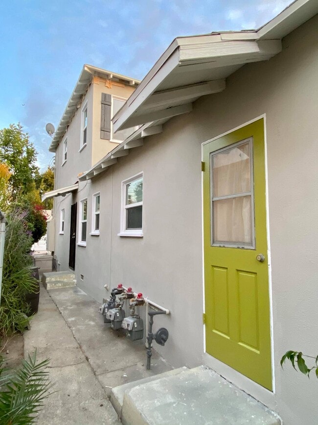 SIDE DOOR - 1738 Carmona Ave