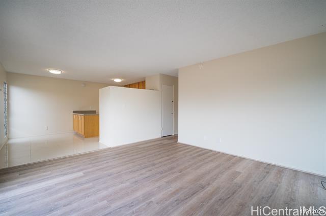 Building Photo - 1521 Hooli Cir