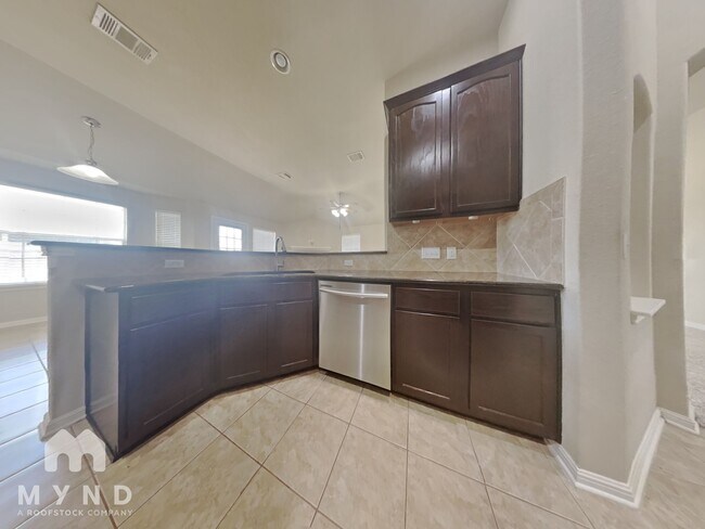 Foto del edificio - 18729 Leigh Ln