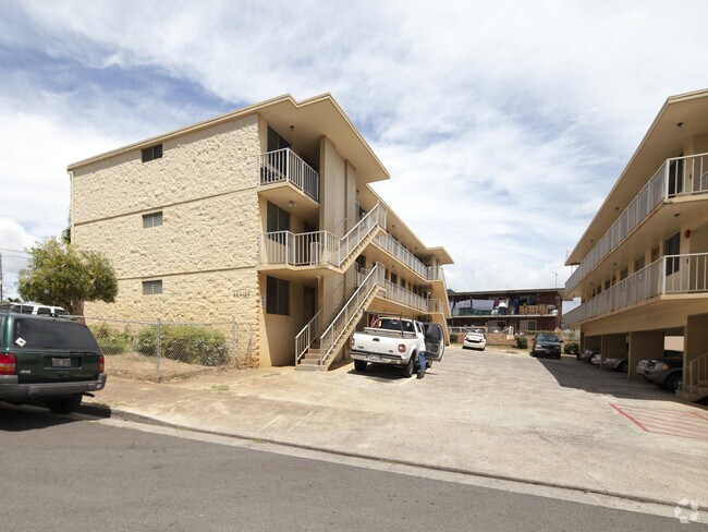 Building Photo - 94-123 Pupunohe St