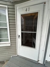 Building Photo - 41-43-43 Bruce St