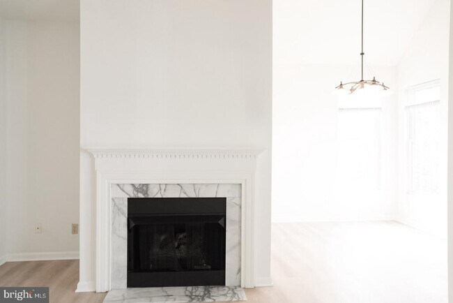 Building Photo - 46628 Drysdale Terrace