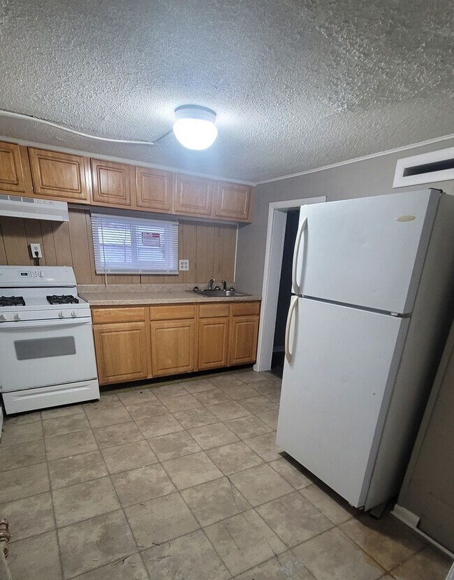 Foto del edificio - 1503 W 16th St