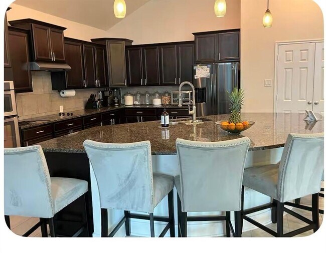 Foto del edificio - 24106 Cane Fields Rd