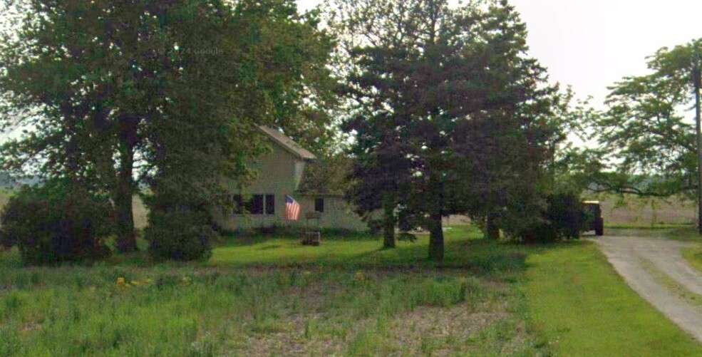 Foto principal - 620 N Graytown Rd