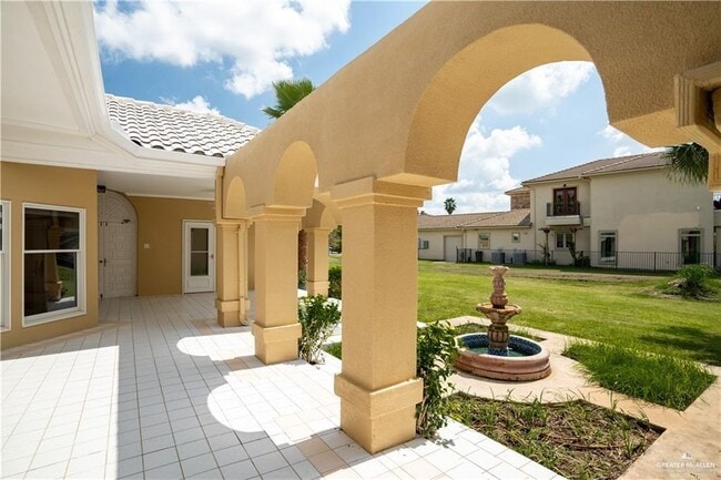 Building Photo - 26 Avenida Morelos