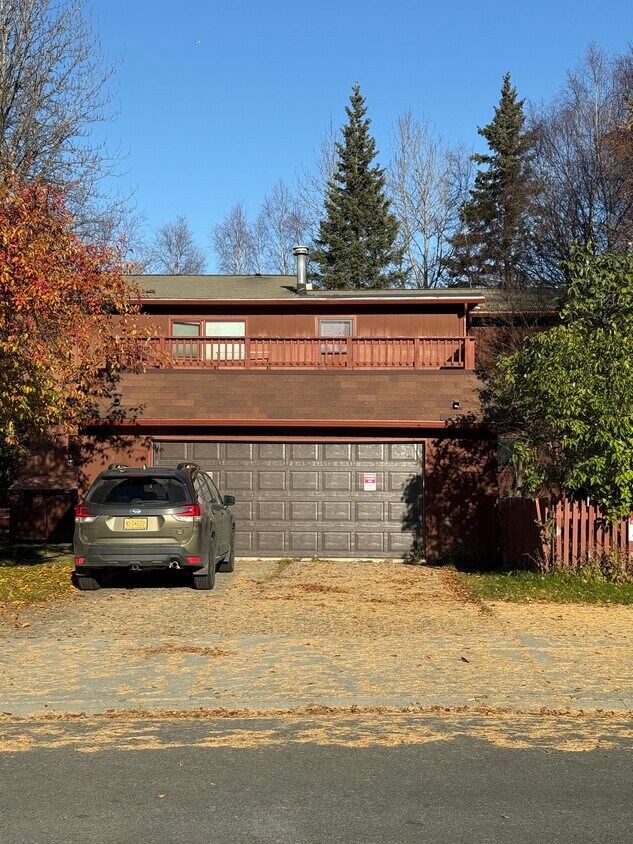 1505 Crescent Dr, Anchorage, AK 99508 House Rental in Anchorage, AK