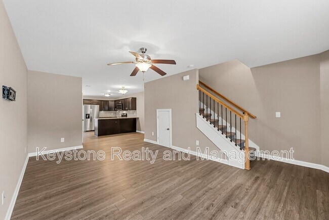 Foto del edificio - 301 Landrum Pl