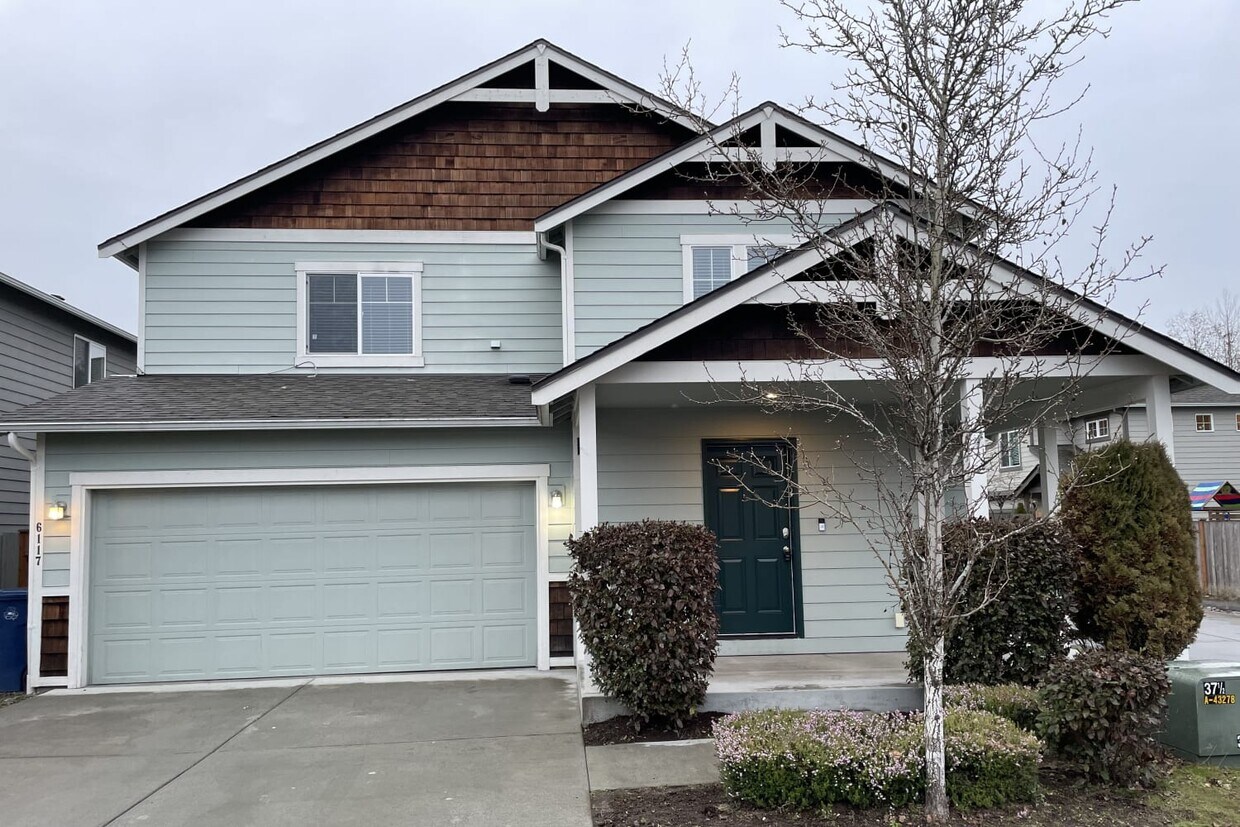 Foto principal - 6117 86th Ave NE