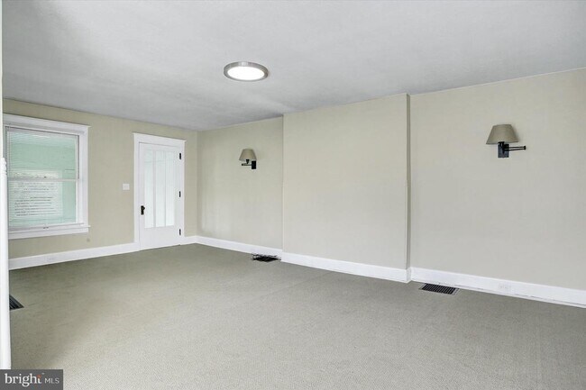 Foto del edificio - 319 N 2nd St
