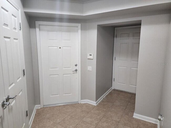 Building Photo - 2248 Kings Palace Dr