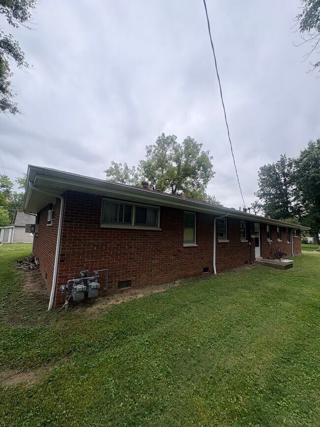 Foto del edificio - 2320 Springfield Rd