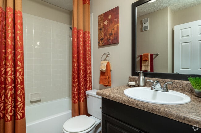 2BR, 2BA - 1.009SF | Modelo - District at Hamilton Place