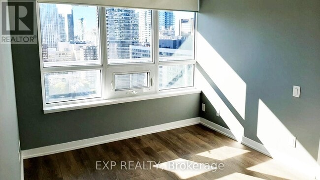 Building Photo - 365 Church St