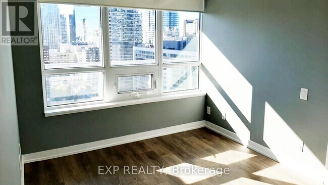 Photo du bâtiment - 365 Church St