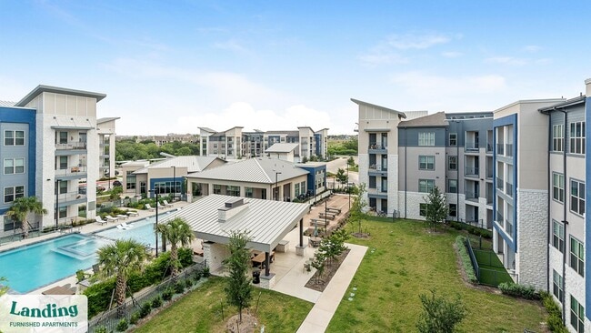 Building Photo - 14015 Univ Pass