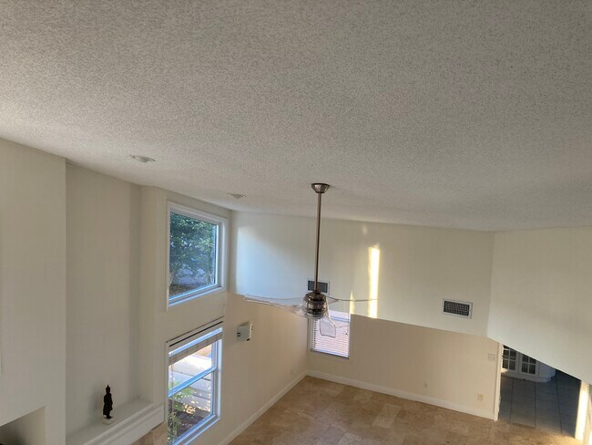 Foto del edificio - 23 Walkers Ridge Dr