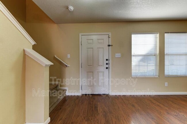 Photo - 7927 Horse Hollow House